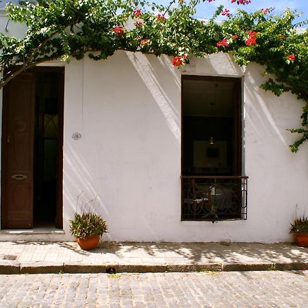 Estudio Taller De Tejas Colonia B&B โกโลเนีย เดล ซากราเมนโต ภายนอก รูปภาพ