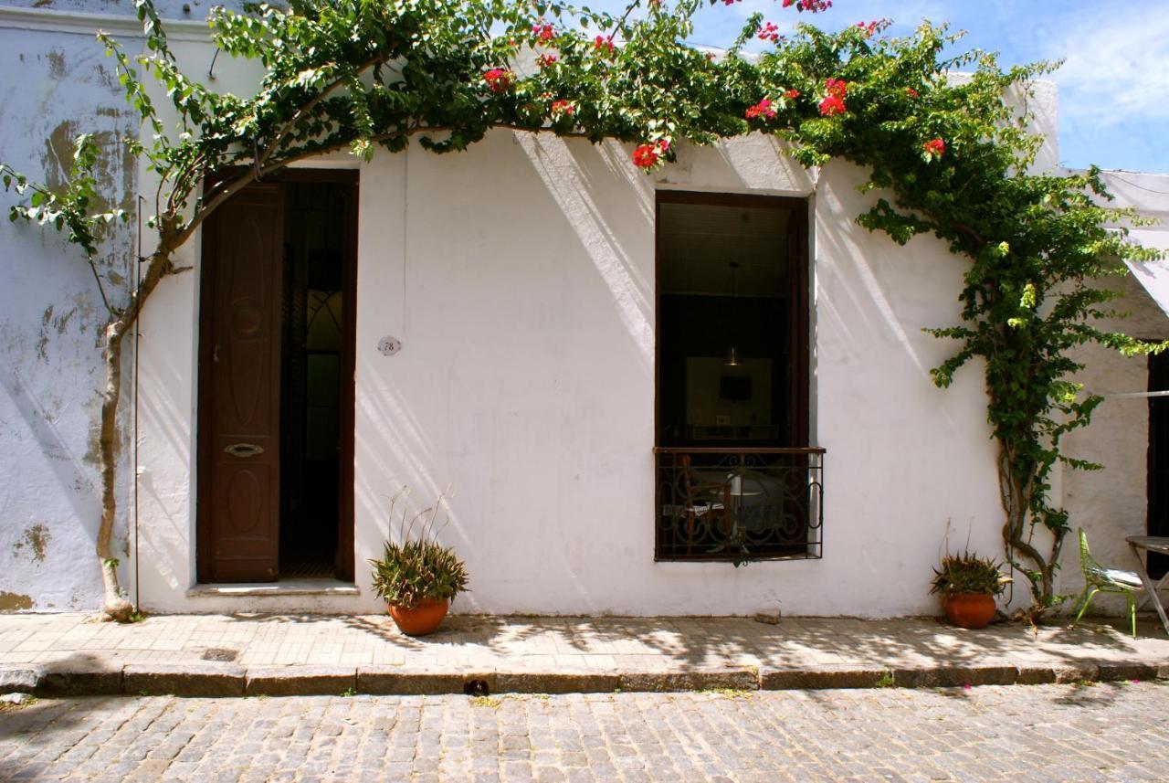Estudio Taller De Tejas Colonia B&B โกโลเนีย เดล ซากราเมนโต ภายนอก รูปภาพ