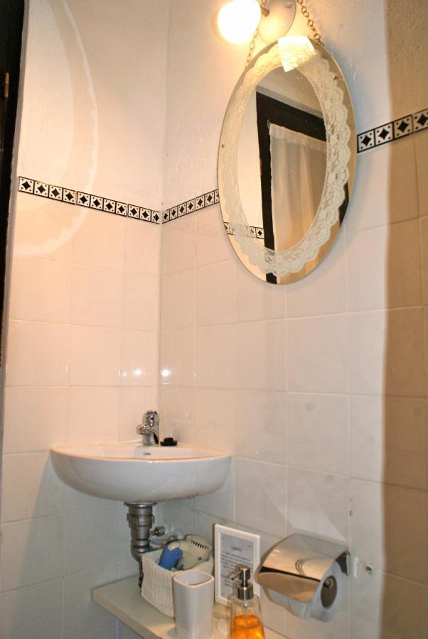 Estudio Taller De Tejas Colonia B&B โกโลเนีย เดล ซากราเมนโต ภายนอก รูปภาพ